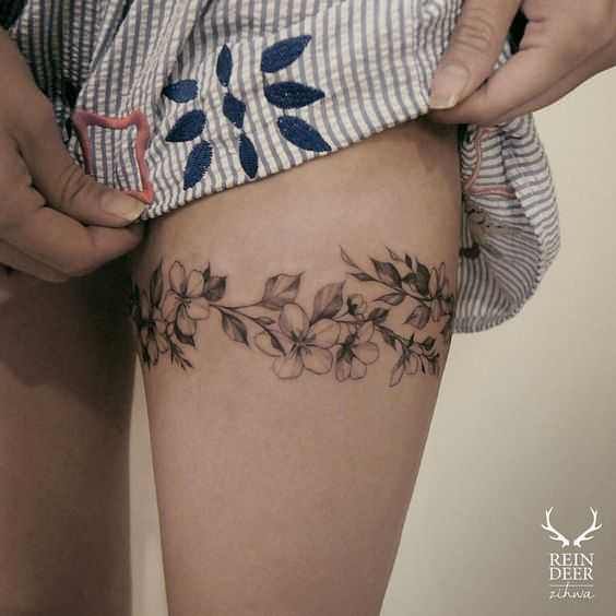 Tatuaje de alambre de púas 26