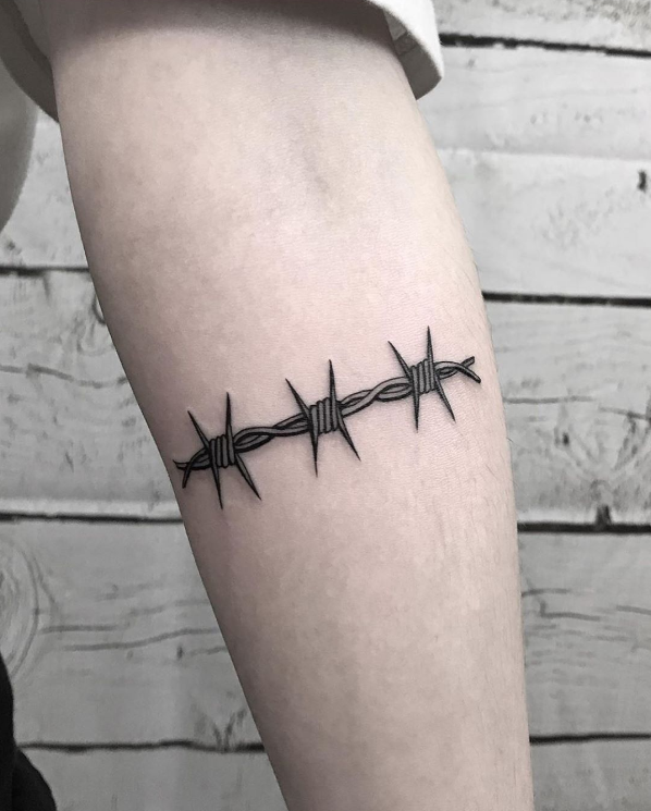 Tatuaje de alambre de púas 8