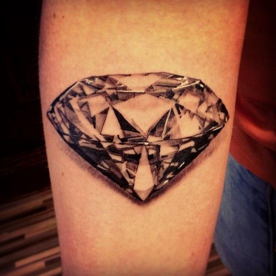 tatuaje de diamante 104