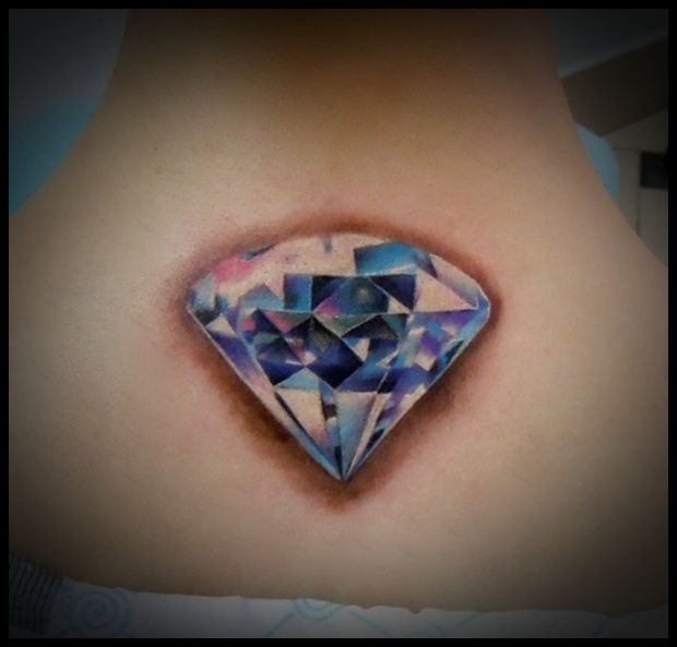 tatuaje de diamante 124
