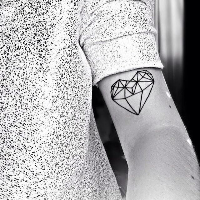 tatuaje de diamante 39