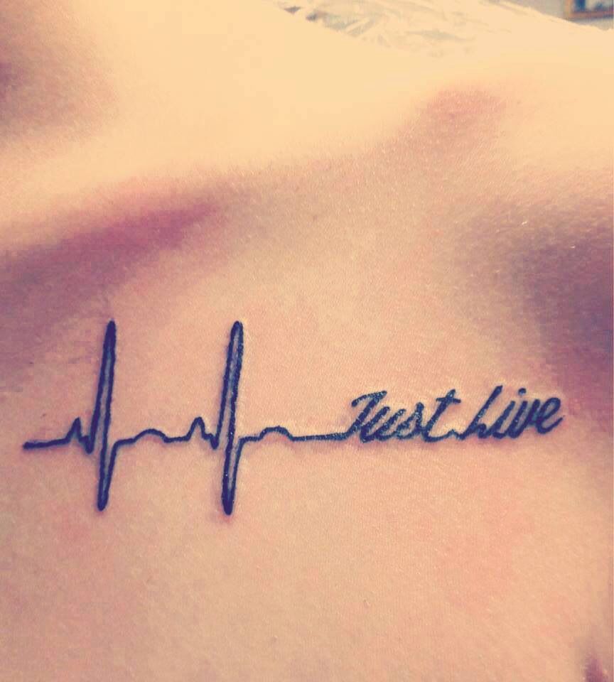 Tatuaje de latido del corazón 126