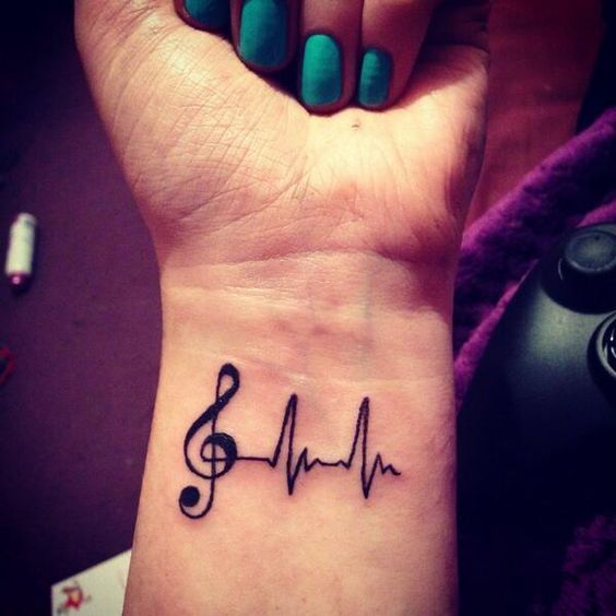 Tatuaje de latido del corazón 48