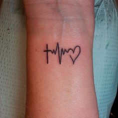 Tatuaje de latidos del corazón 81