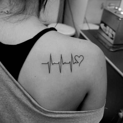 Tatuaje de latidos del corazón 83
