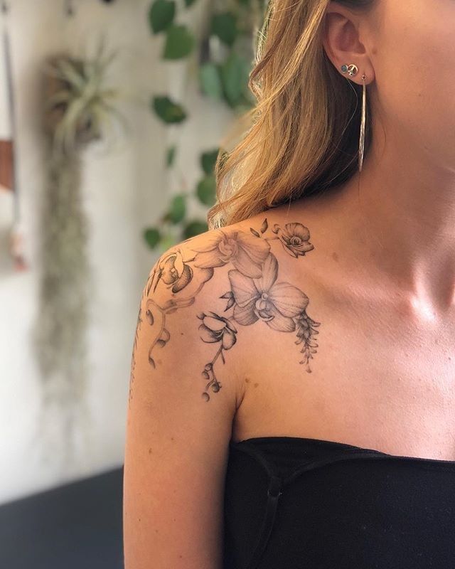 tatuaje de orquidea 105