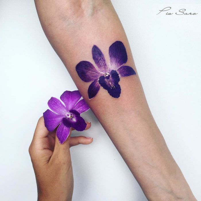 tatuaje de orquidea 85