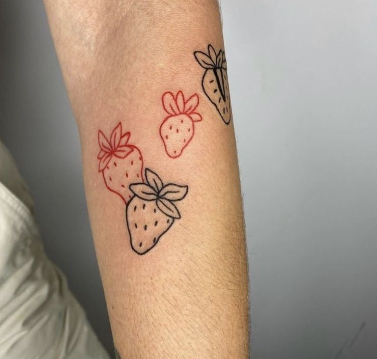 tatuajes de fresas 29