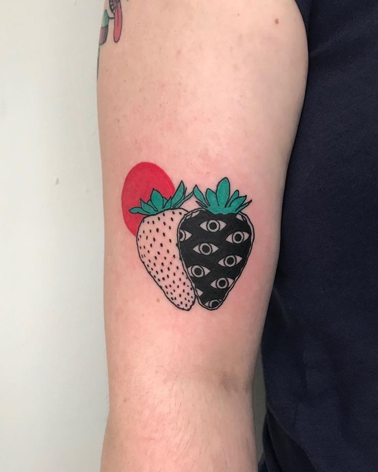tatuajes de fresas 35