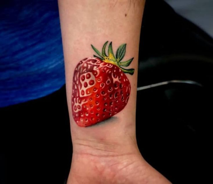 Tatuajes de fresas 46