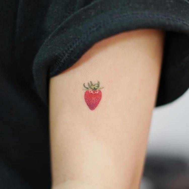 Tatuajes de fresas 47