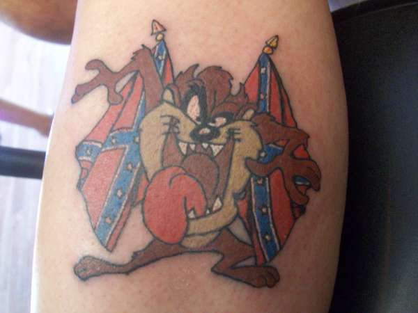 Taz tatuaje de la bandera confederada