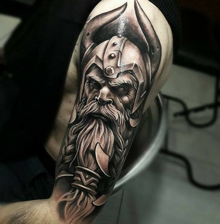 Tatuajes de Thor 37