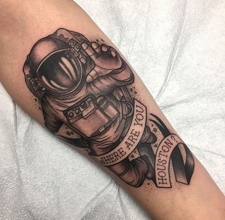 Tatuajes de astronautas 147