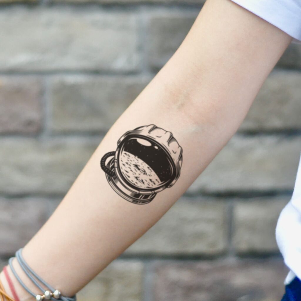 Tatuajes de astronautas 215