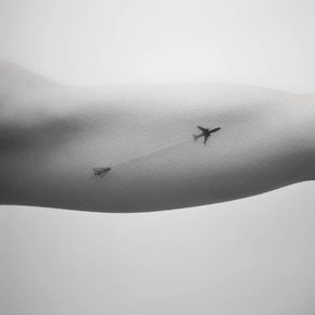 Tatuaje de aviación 154