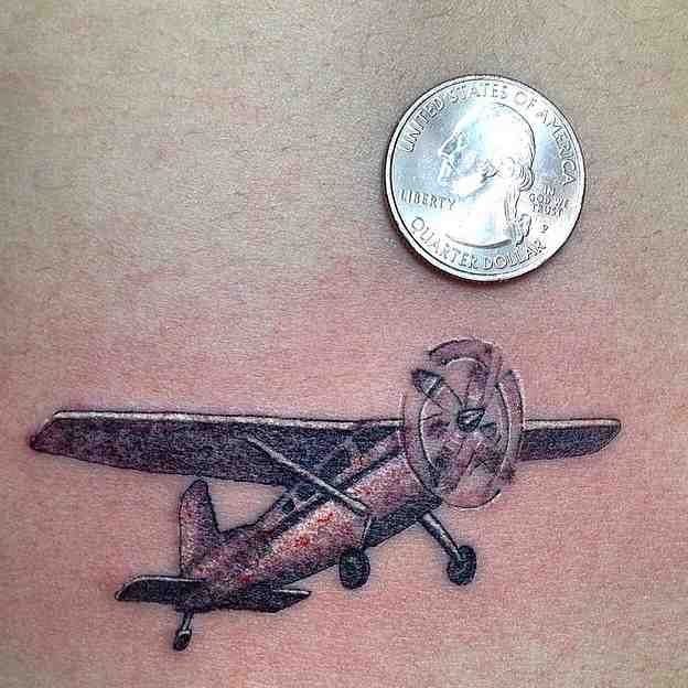 Tatuaje de aviación 174