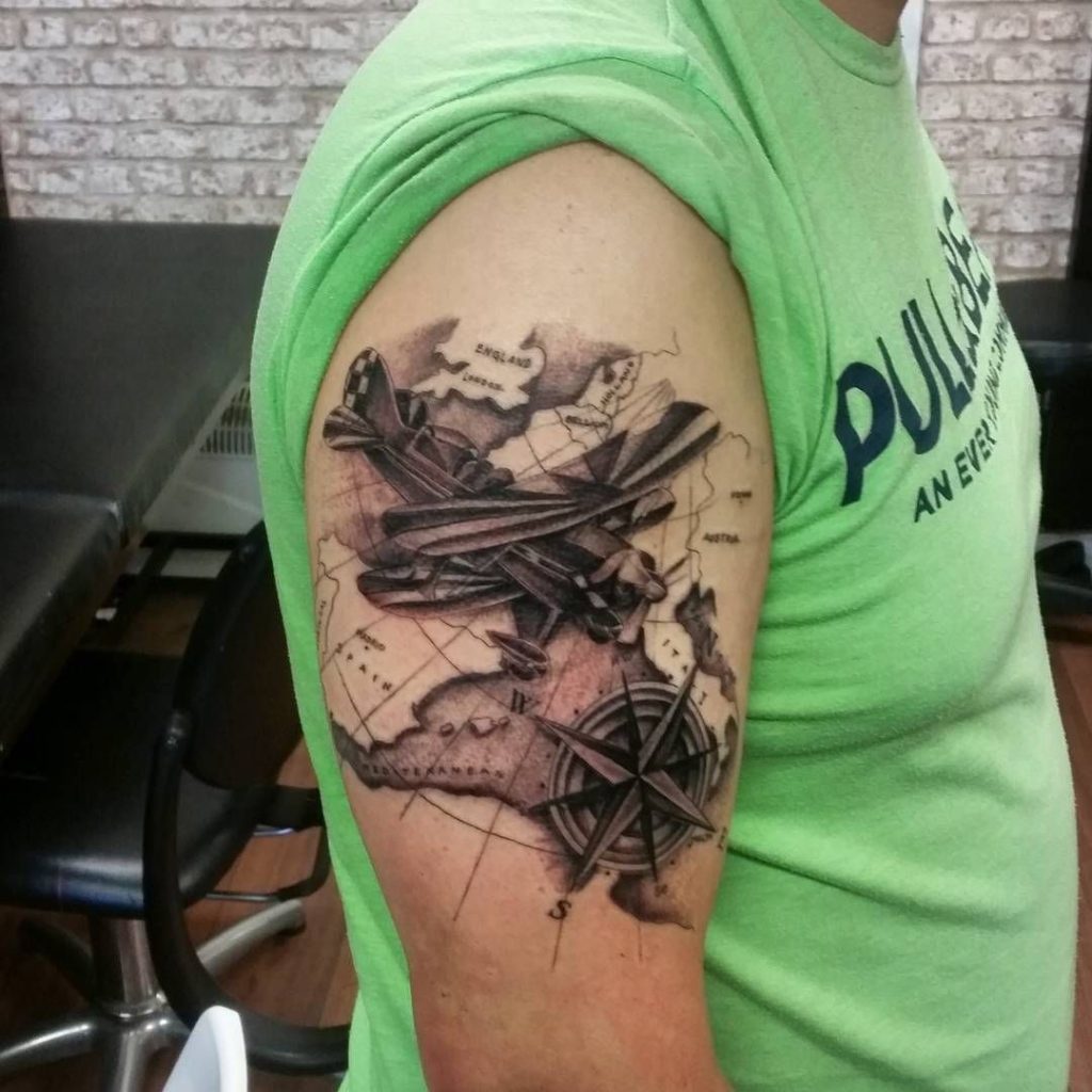 Tatuaje de aviación 65