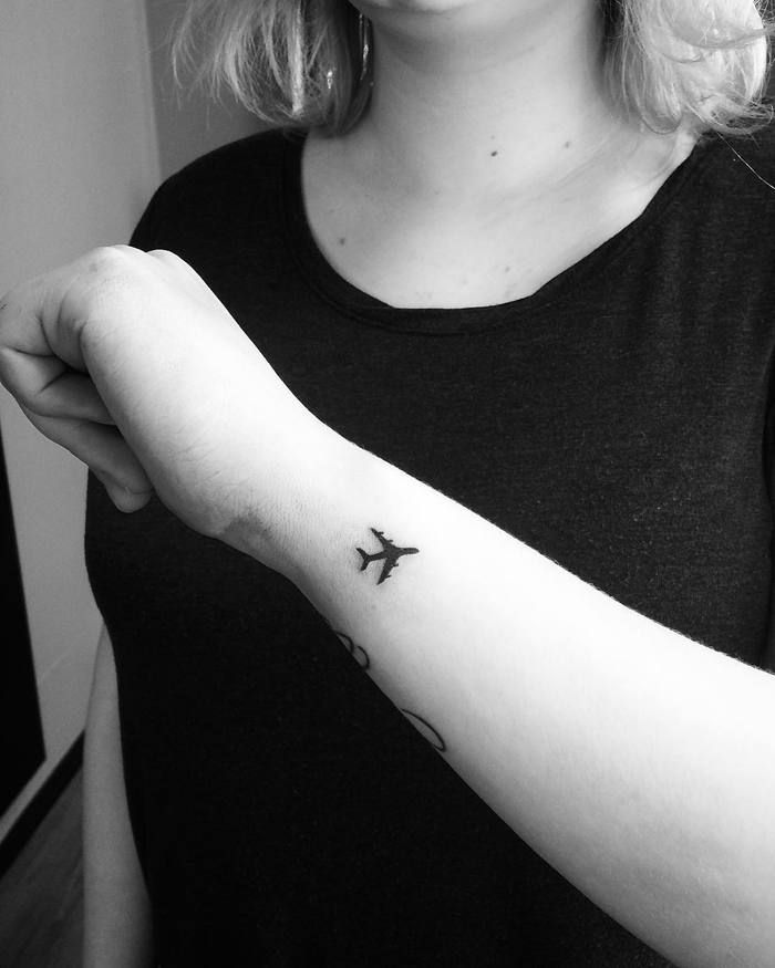 Tatuaje de aviación 73