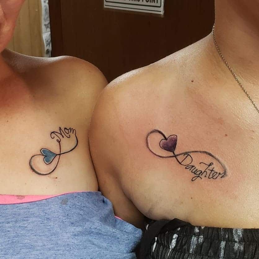 Tatuajes de tía y sobrina 12