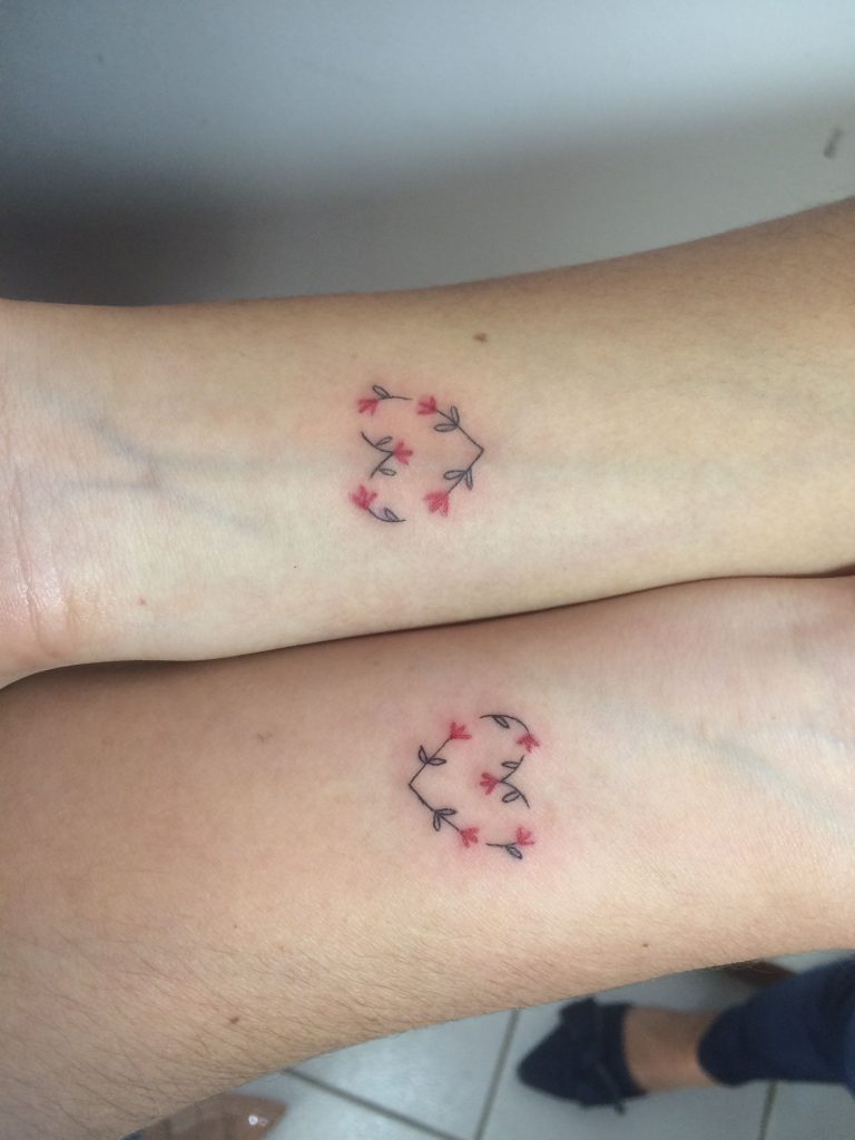 Tatuajes de tía y sobrina 145