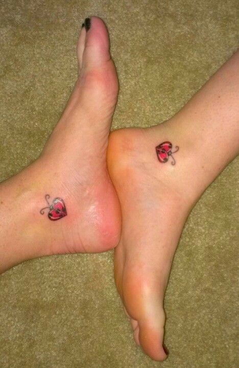 Tatuajes de tía y sobrina 64