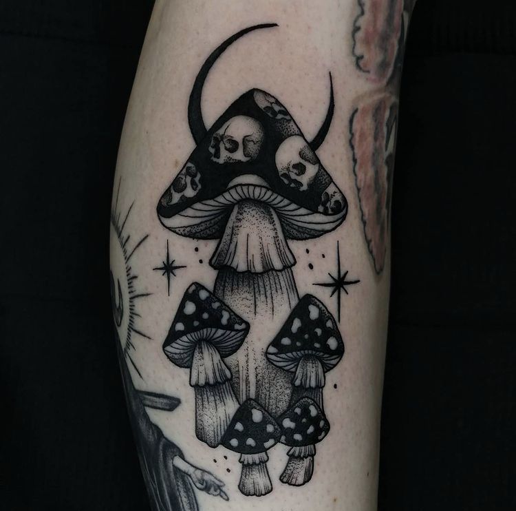 Tatuaje de hongos 183