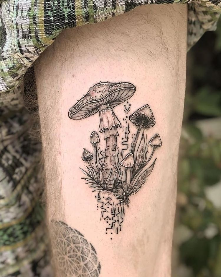 Tatuaje de hongos 93