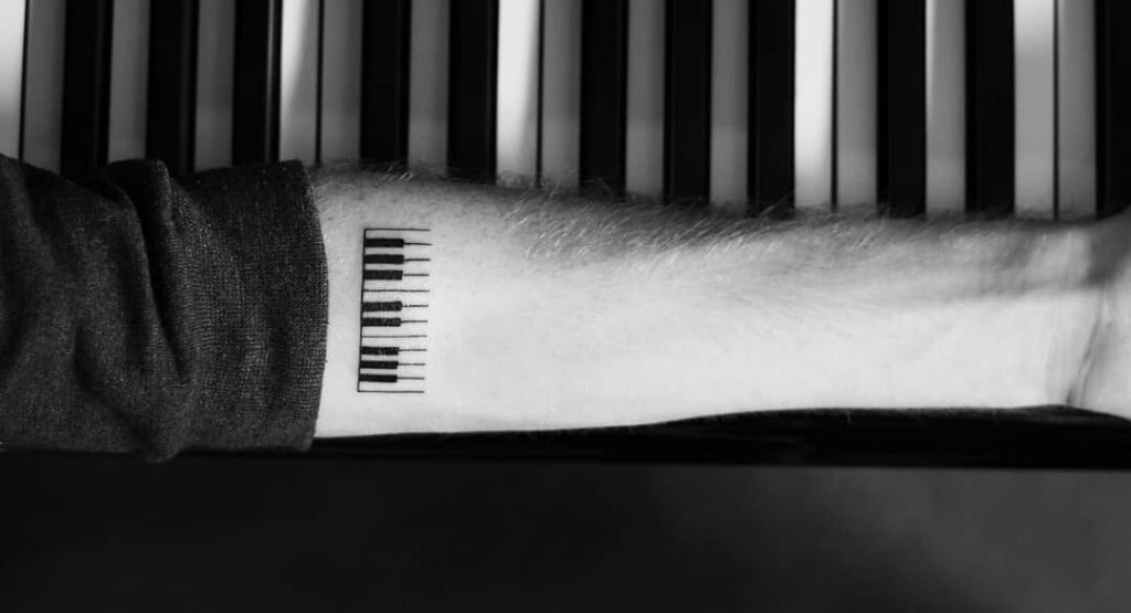 Tatuajes de piano 143