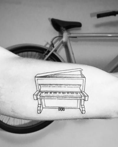 Tatuajes de piano 170