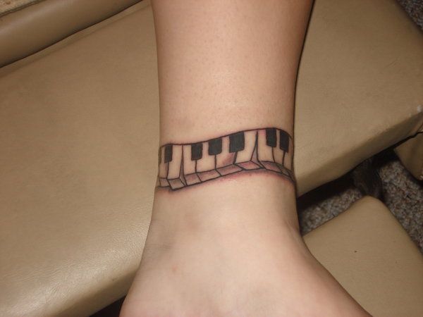 Tatuajes de piano 181
