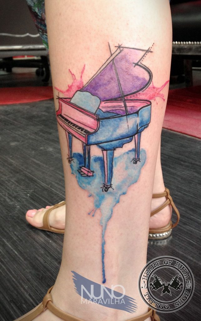 Tatuajes de pianos 44