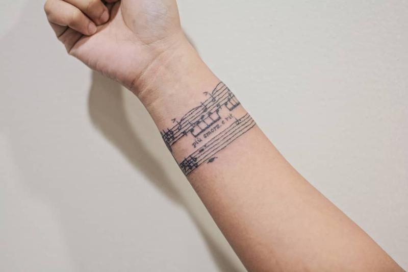 tatuajes de piano 60