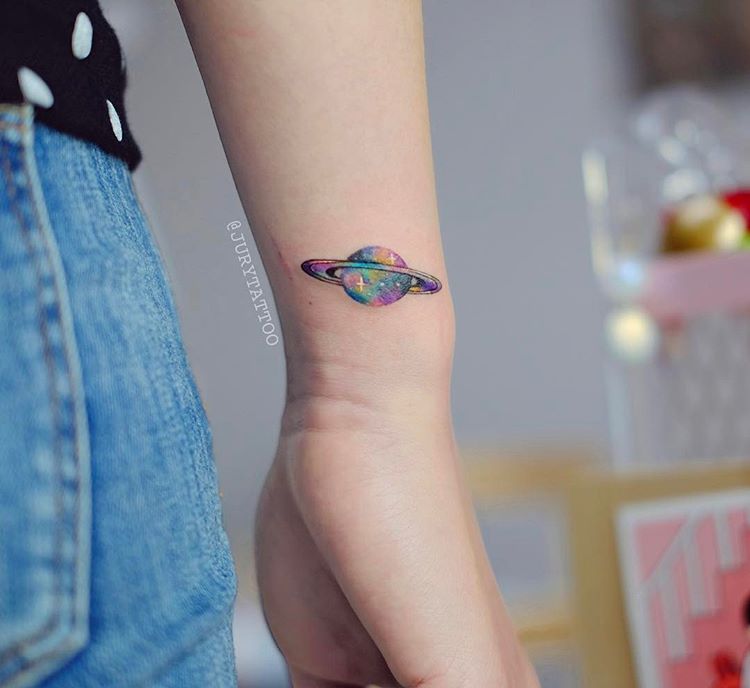 Saturno tatuajes 169