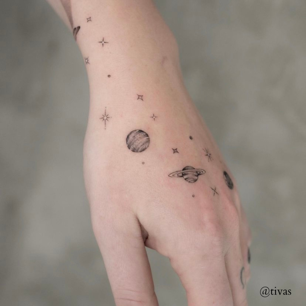 Saturno tatuajes 2