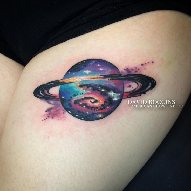 Saturno tatuajes 49