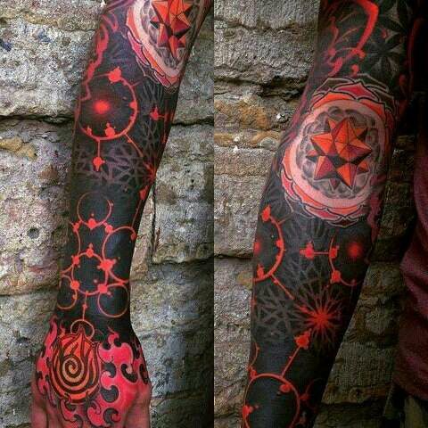 Tatuaje de la esvástica 136