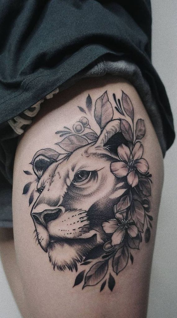 tatuaje de leona 114