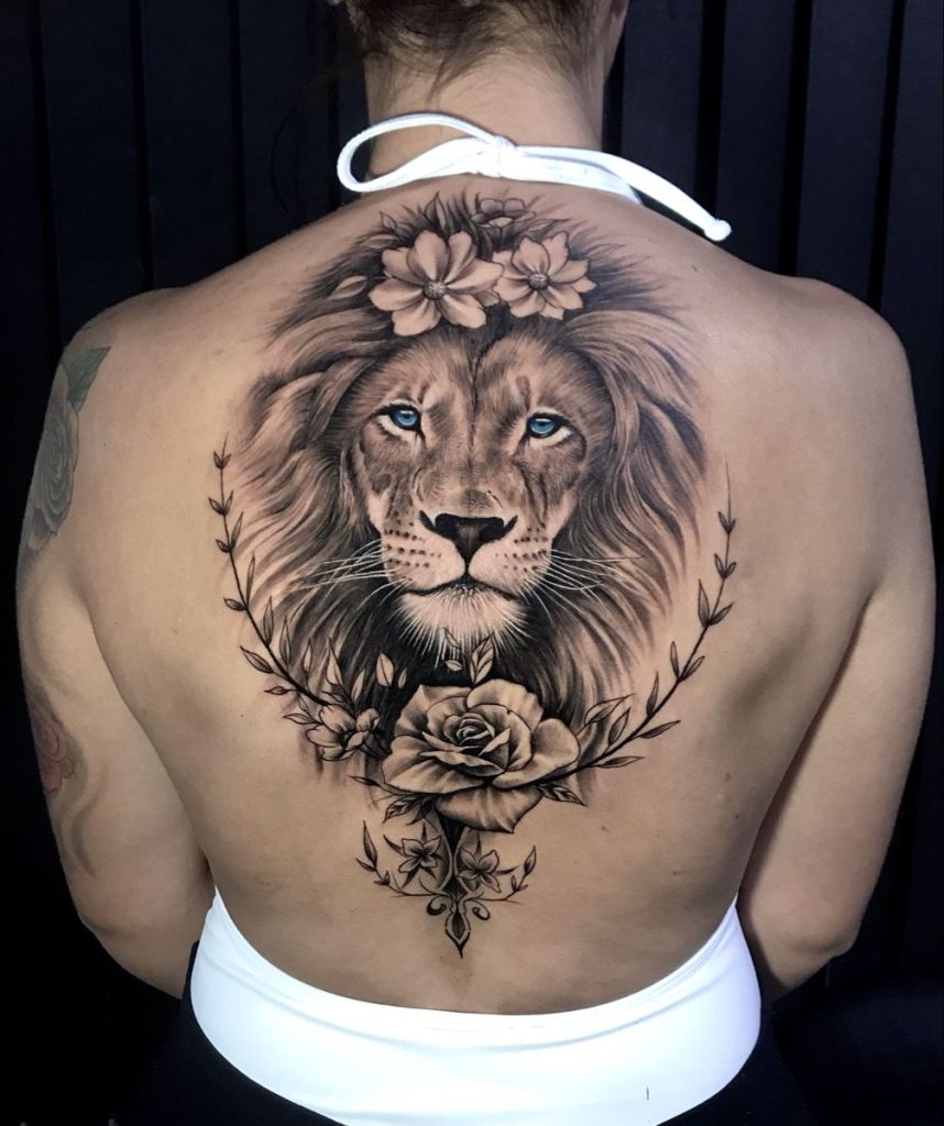 Tatuaje de leona 153