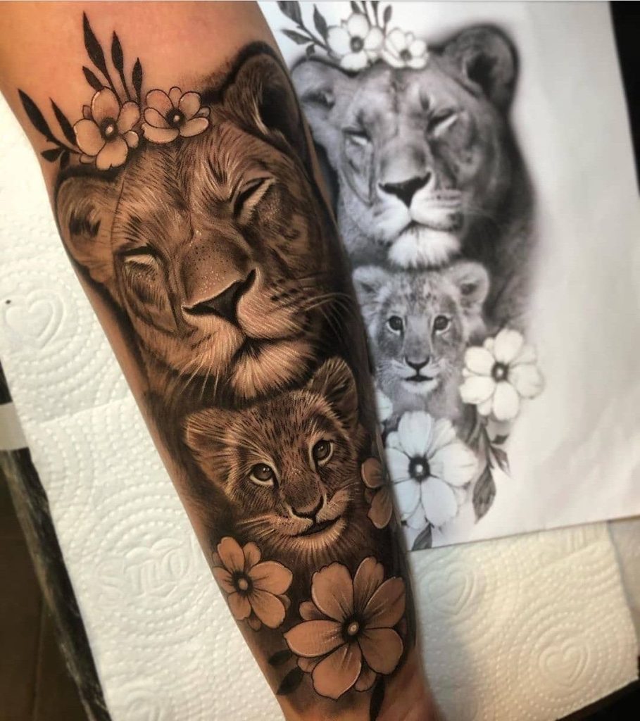tatuaje de leona 196