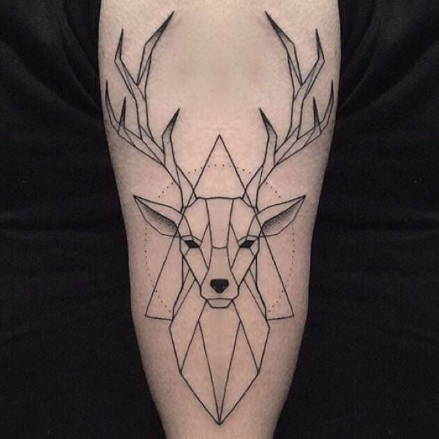 Tatuaje de ciervo 159