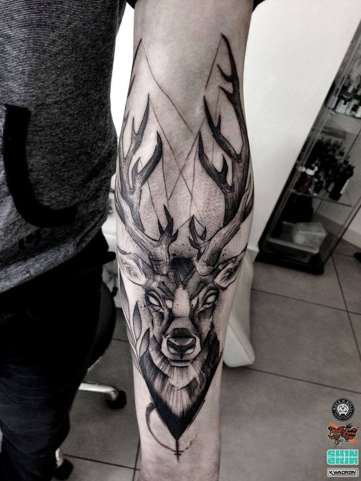 Tatuaje de ciervo 194