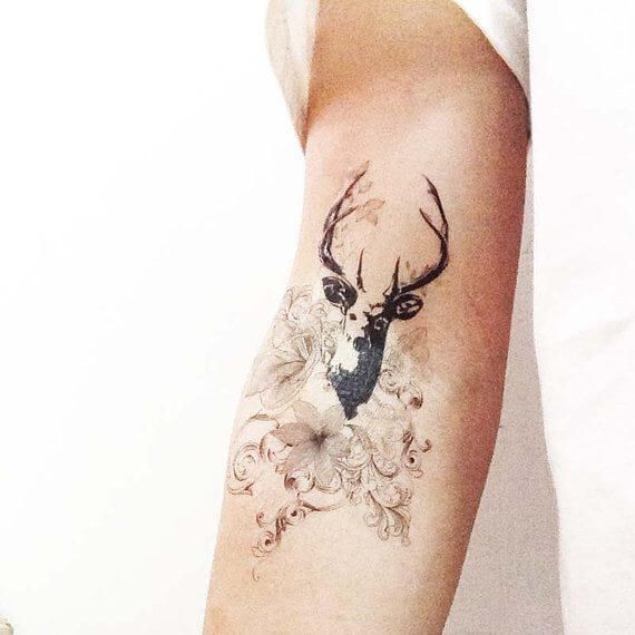 Tatuaje de ciervo 47