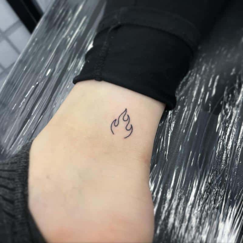 Tatuaje de llama 185