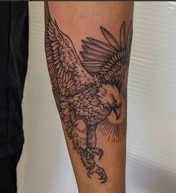 Tatuaje de halcón 1