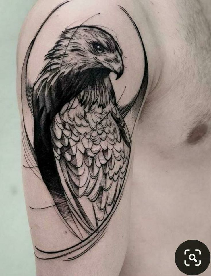 Tatuaje de halcón 140