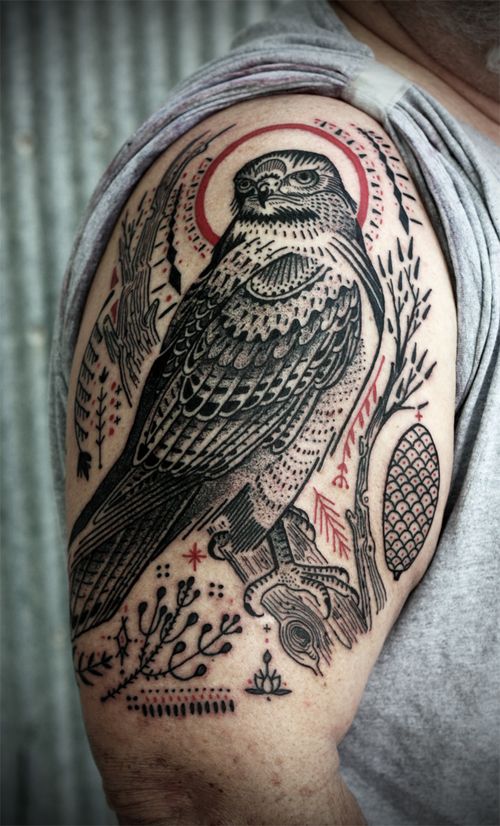 Tatuaje de halcón 18