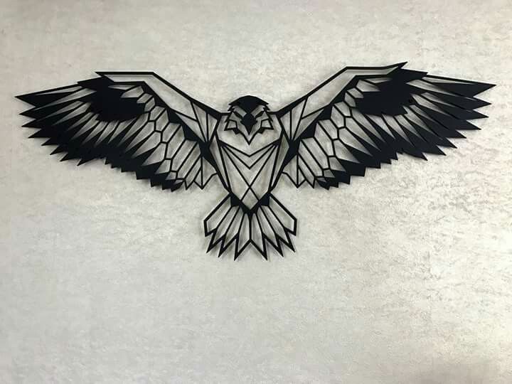 Tatuaje de halcón 186