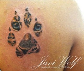 Tatuaje de leopardo de las nieves 140