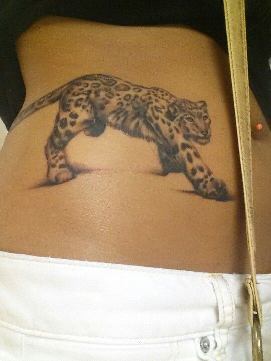 Tatuaje de leopardo de las nieves 35
